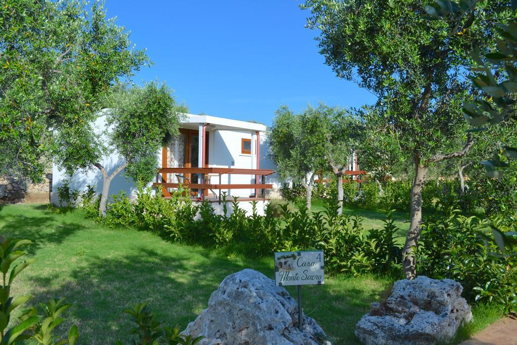 Agriturismo Antichi Ulivi Mattinata Ngoại thất bức ảnh